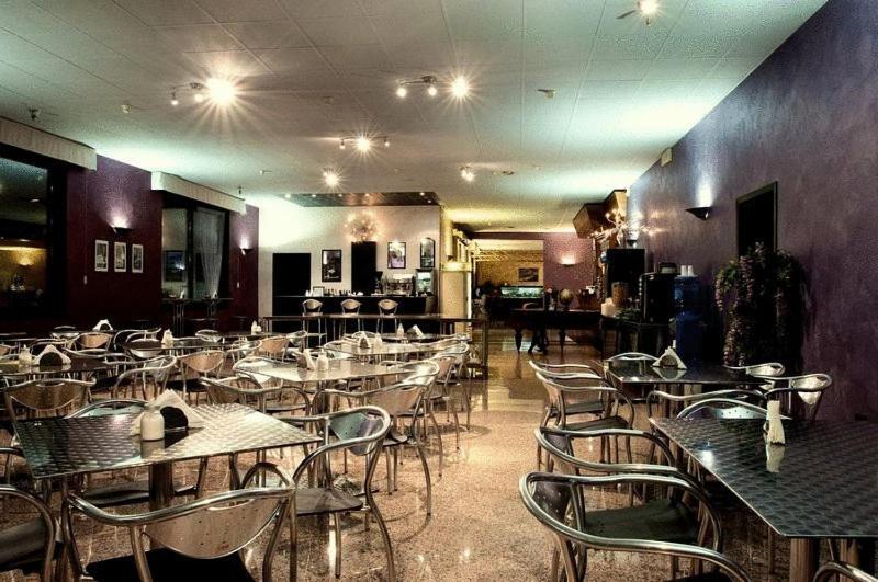Airone Hotel Реджо-нель-Емілія Екстер'єр фото